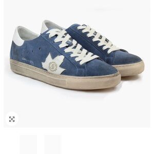 Stylish Blue and White Men's Sneakers